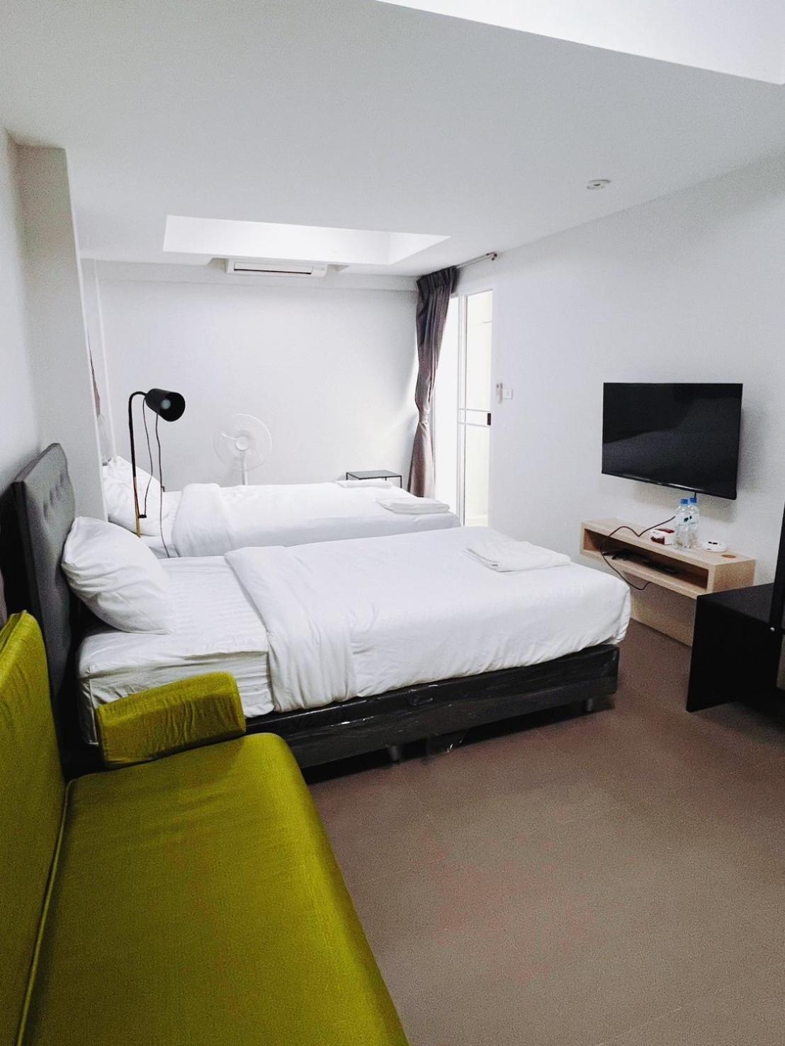 בנגקוק Mitr Inn Mrt Samyot Station - The Grand Palace מראה חיצוני תמונה
