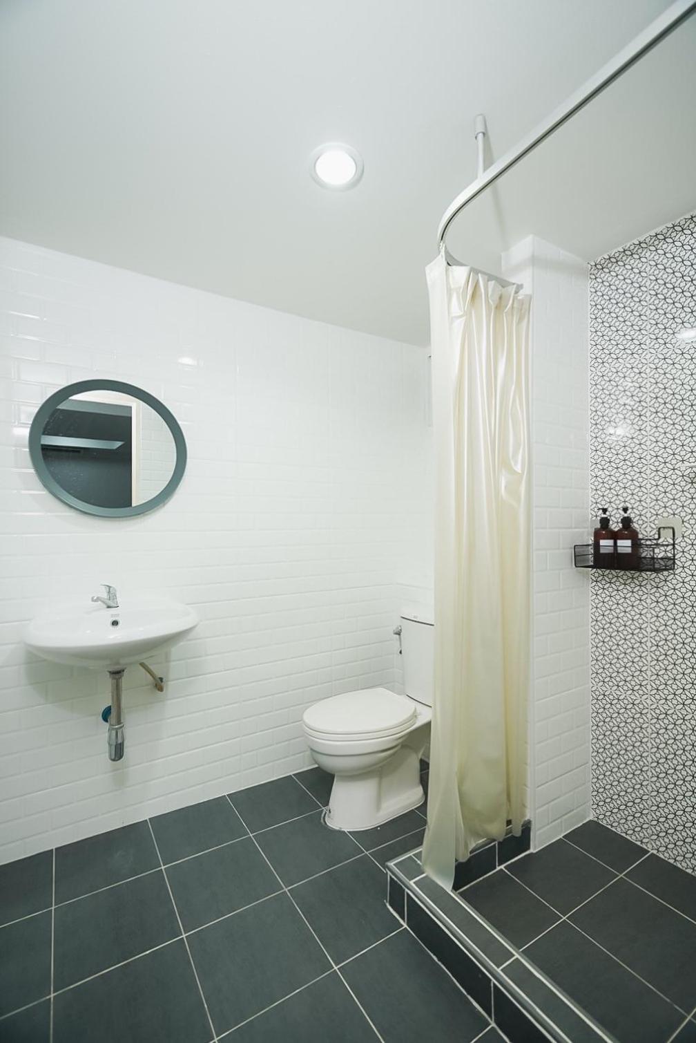 בנגקוק Mitr Inn Mrt Samyot Station - The Grand Palace מראה חיצוני תמונה